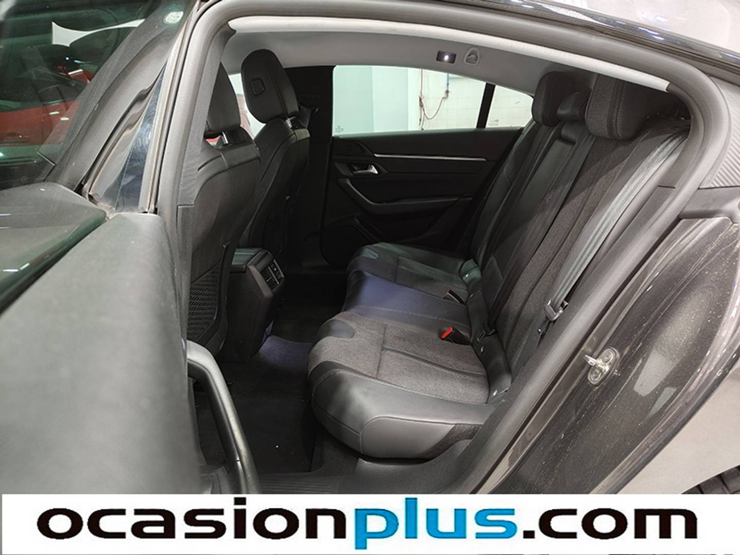 Foto Peugeot 508 Hybrid Peugeot 508 Allure Pack Hybrid e-EAT8 (225 CV)