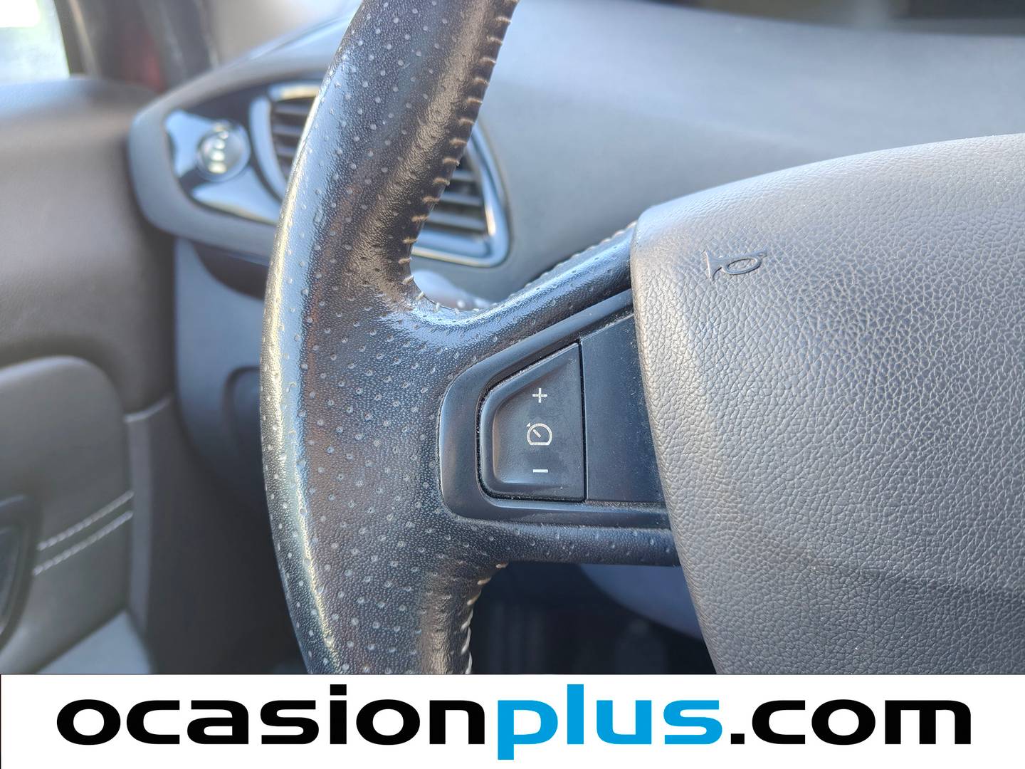 Renault Scénic Renault Scenic 1.5 dCi Bose Energy eco2 (110 CV) de segunda mano