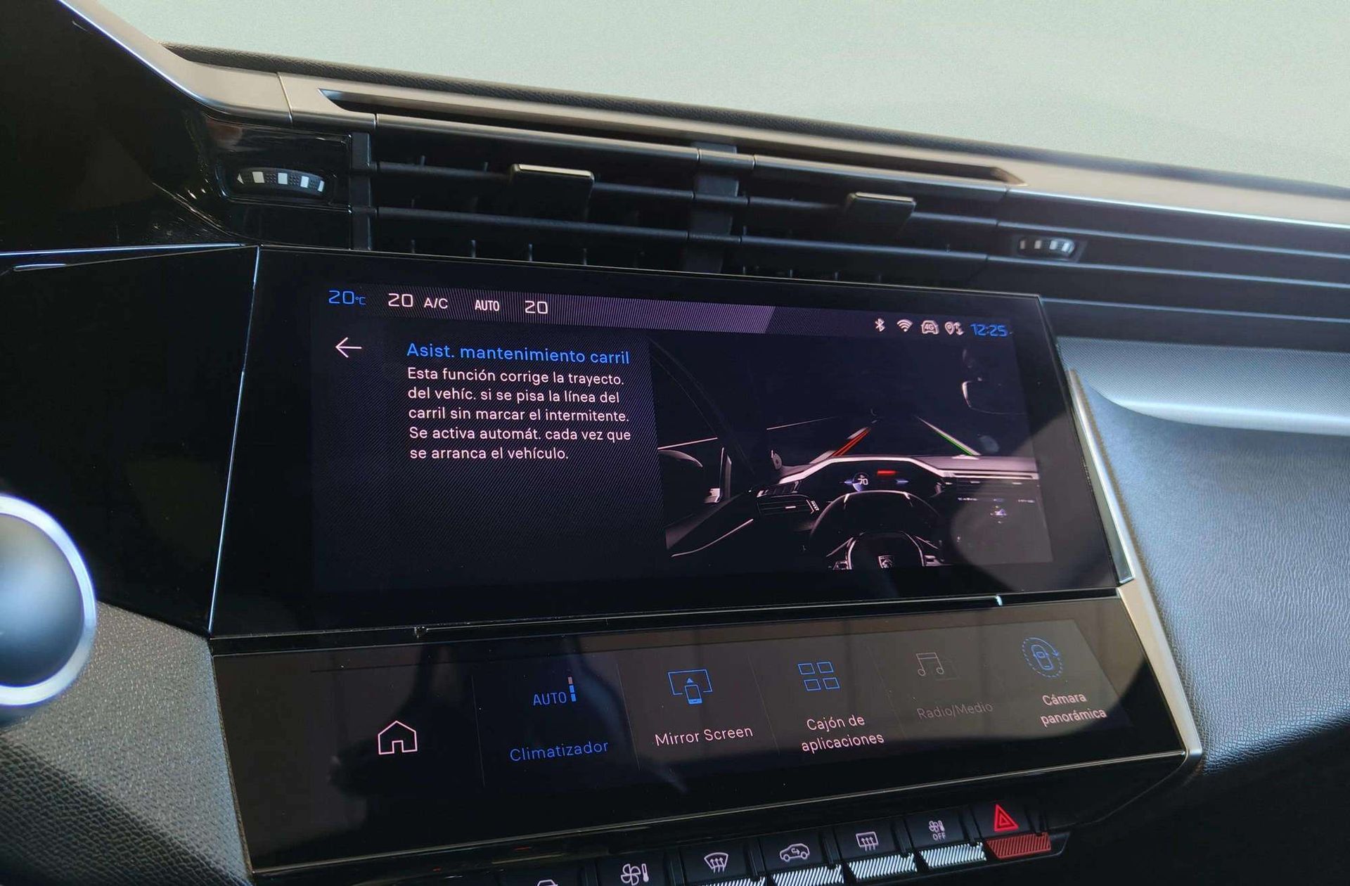 Peugeot 308 SW Hybrid 225 GT eEAT8 - foto 20