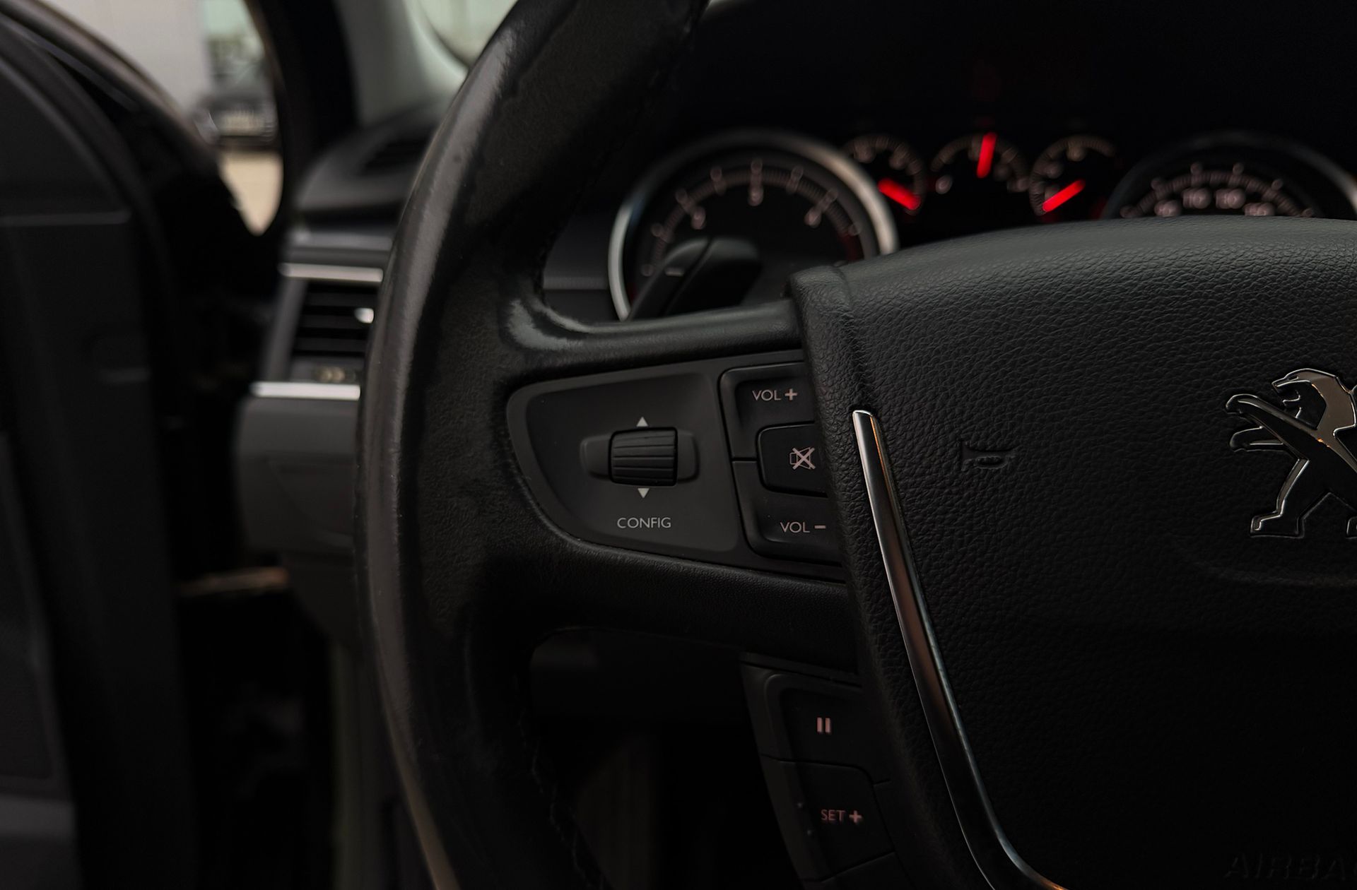 Peugeot 508 1.6 e-HDI BlueLion Active CMP - foto 24