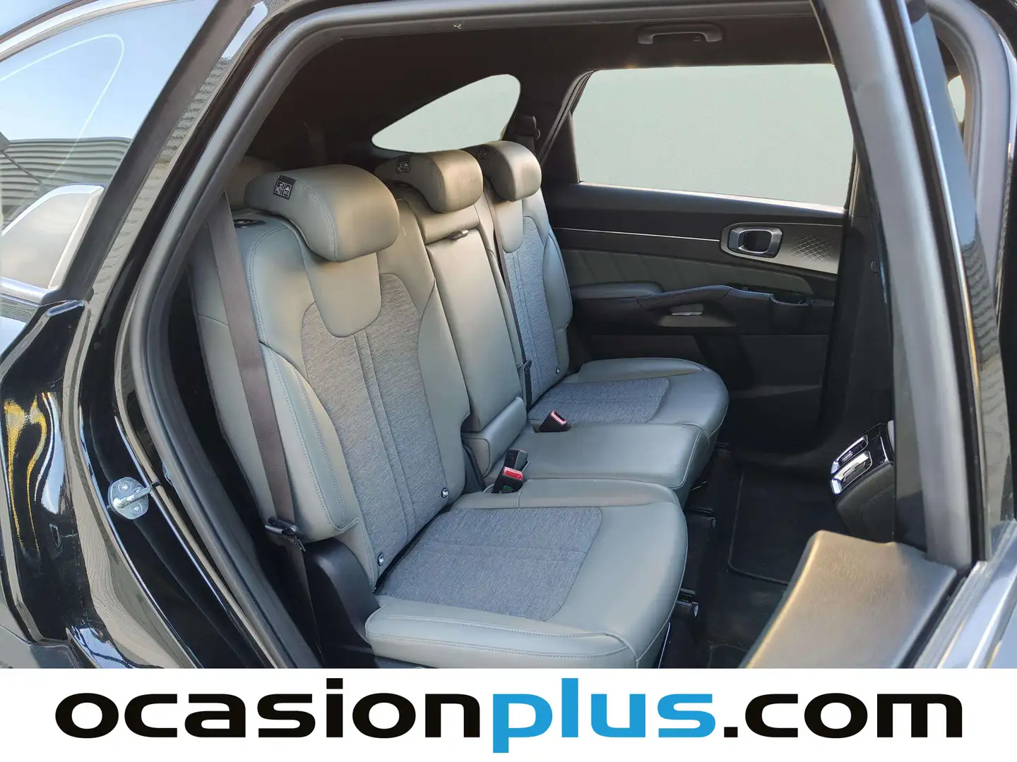 Foto KIA Sorento Kia Sorento 1.6 T-GDi HEV Drive 4x2 (230 CV) 7 Plazas