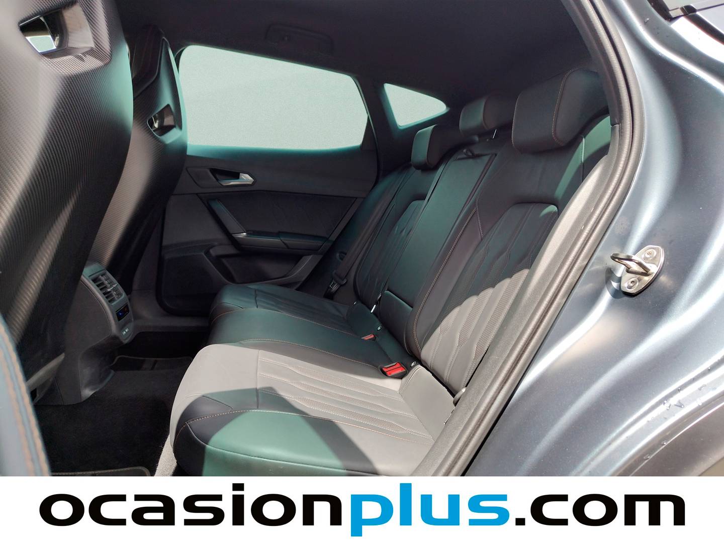 Foto Cupra Formentor CUPRA Formentor 2.5 TSI VZ5 4Drive DSG (390 CV)