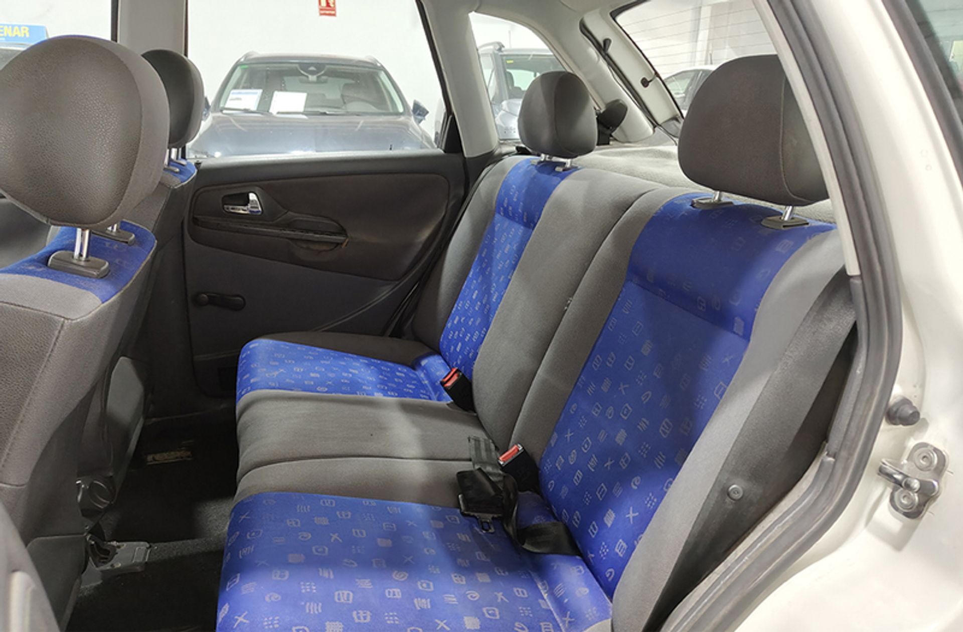 SEAT Ibiza 1.4 Stella - foto 8