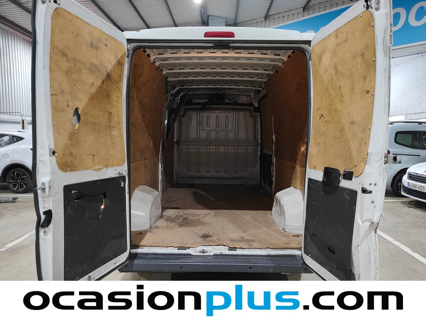 Foto Citroën Jumper Citroen Jumper BlueHDi 130 35 L3H2 (131 CV)