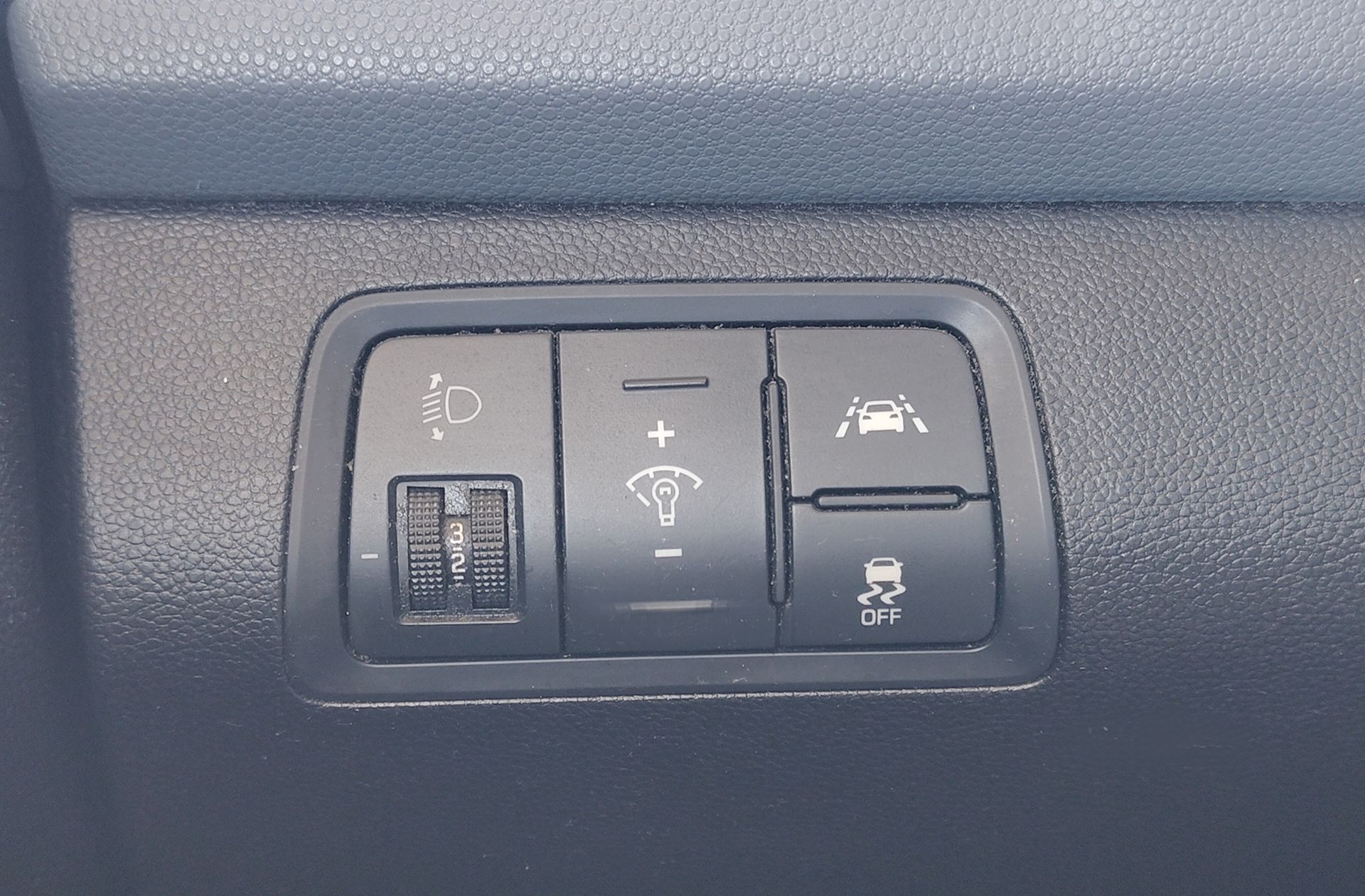 Hyundai i20 1.4 MPI Tecno - foto 21