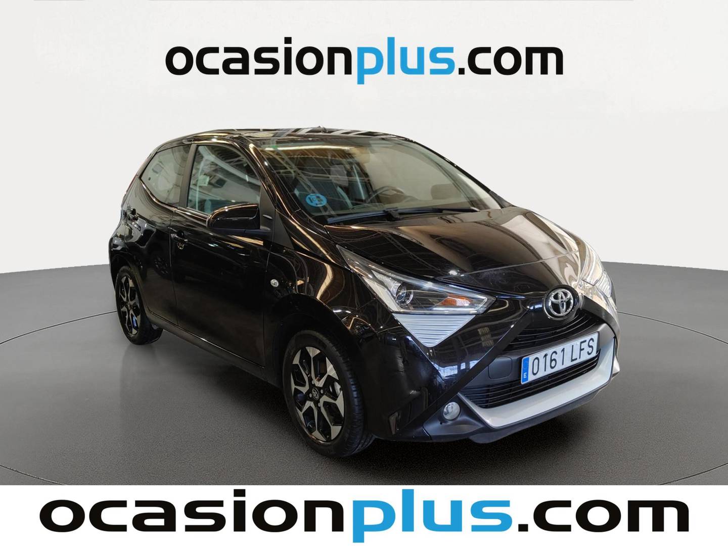 Foto delantera Toyota Aygo Toyota Aygo 1.0 70 x-play (72 CV) derecha