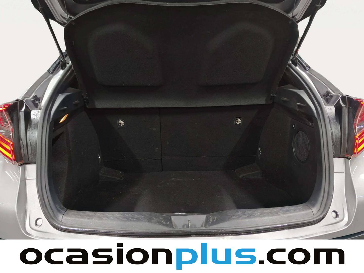 Foto Toyota C-HR Toyota C-HR 1.8 125H Style Plus (122 CV)