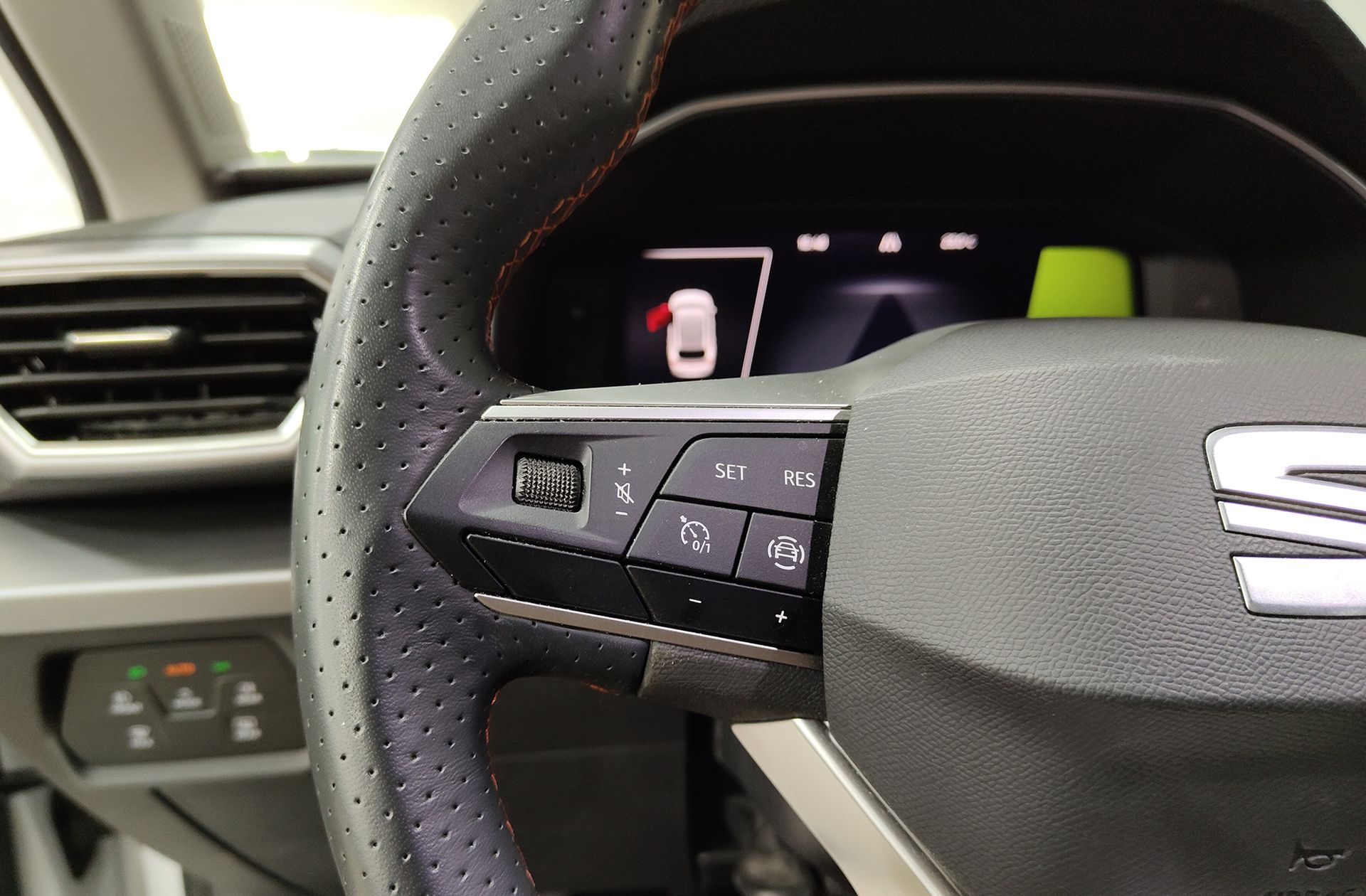 SEAT León ST 2.0 TDI FR XS - foto 27