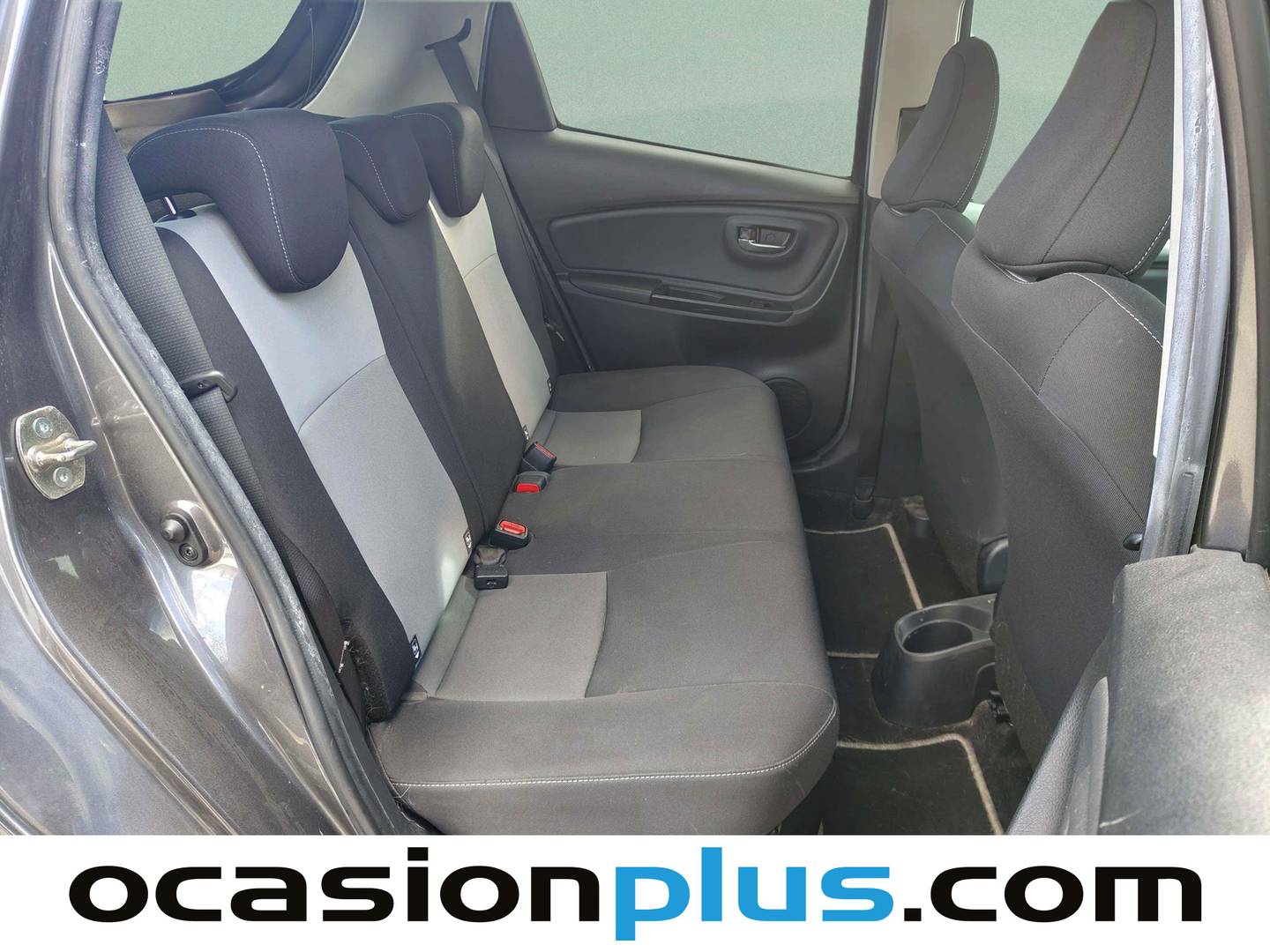 Foto asientos traseros Toyota Yaris Toyota Yaris 1.5 Hybrid Feel (100 CV)