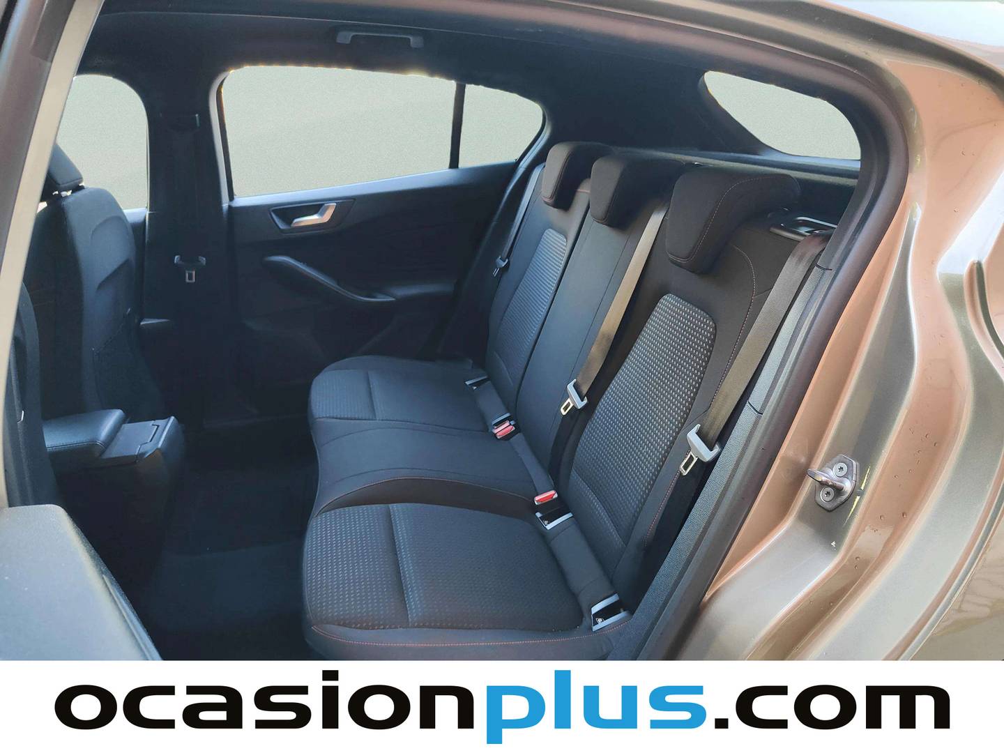 Foto asientos traseros Ford Focus Ford Focus 1.5 Ecoblue ST-Line Auto (120 CV)