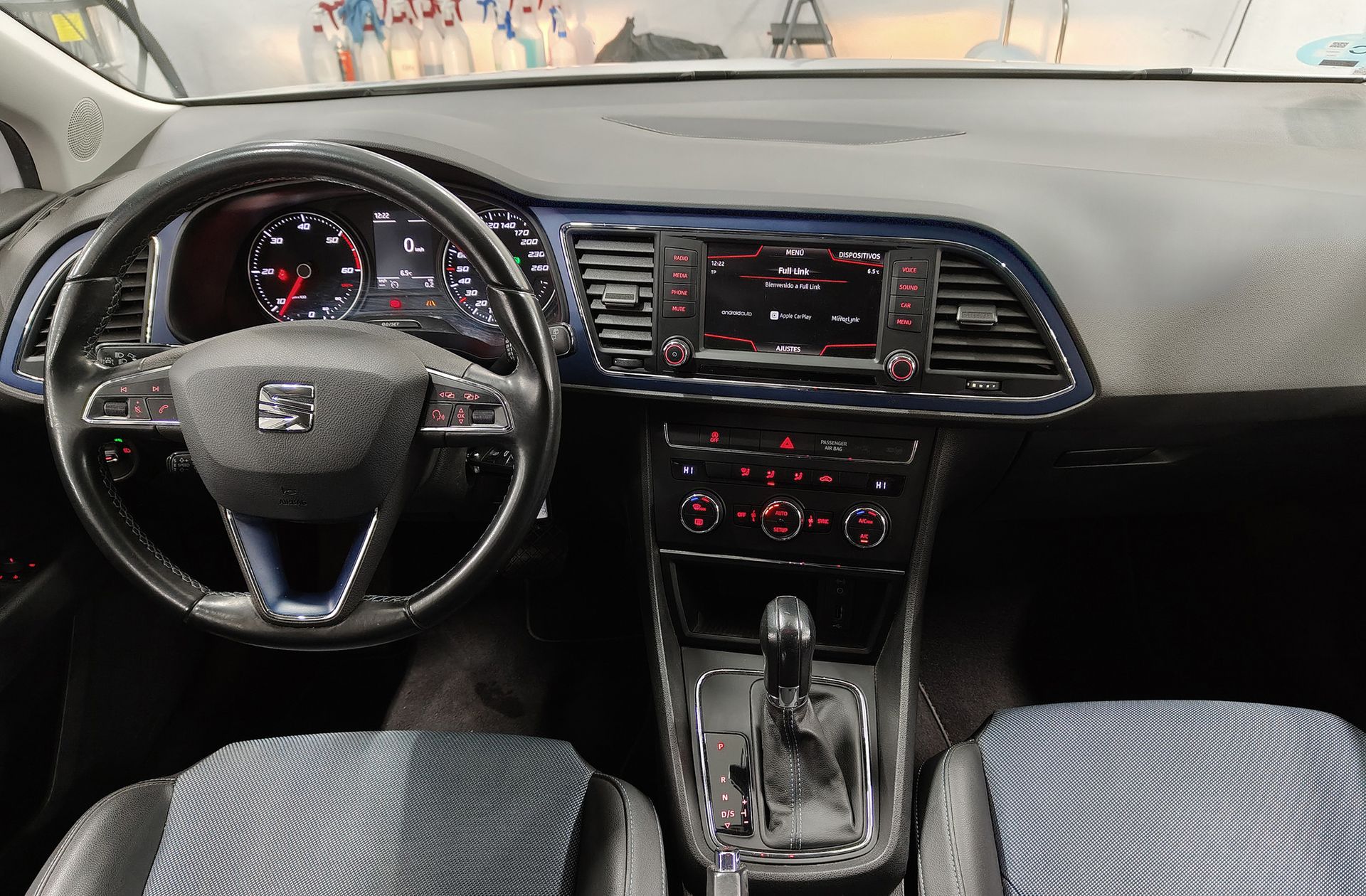 SEAT León 1.6 TDI Style Connect Plus DSG - foto 6