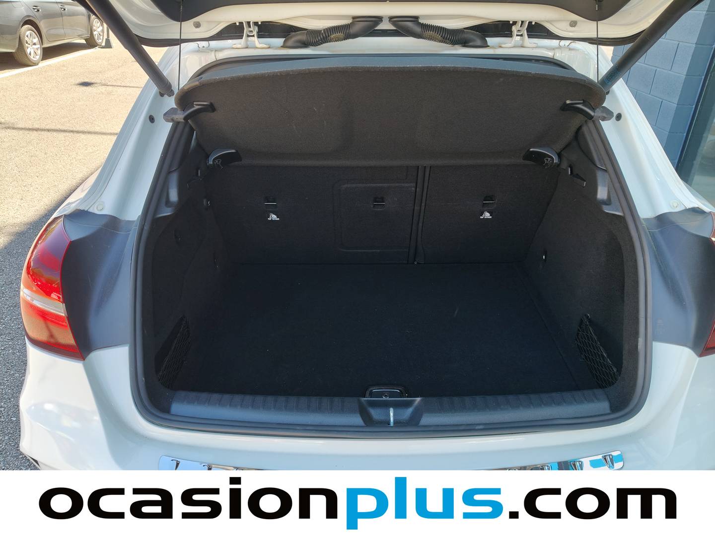 Foto asientos delanteros Mercedes GLA Mercedes-Benz GLA 200 Pack AMG (156 CV)