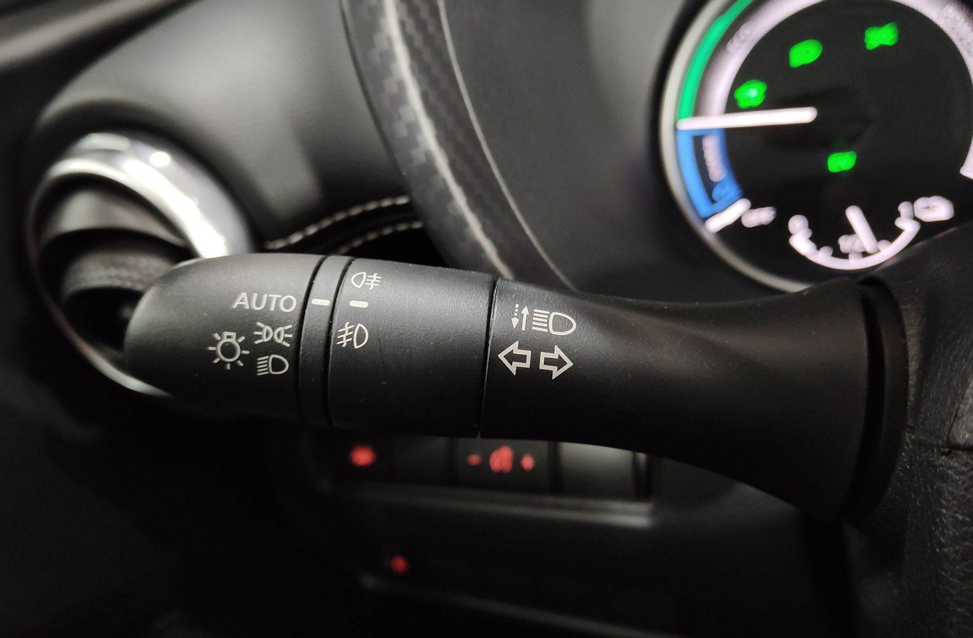 Nissan Juke 1.6 Hybrid N-Connecta - foto 25