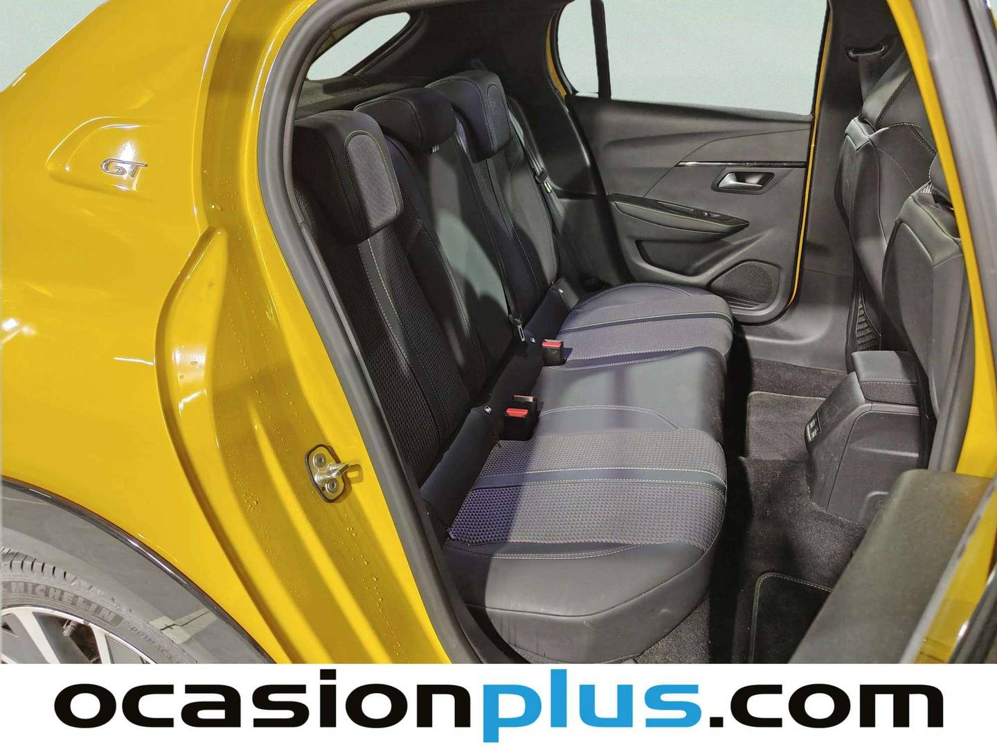 Foto Peugeot 208 Peugeot 208 BlueHDi 100 GT (100 CV)