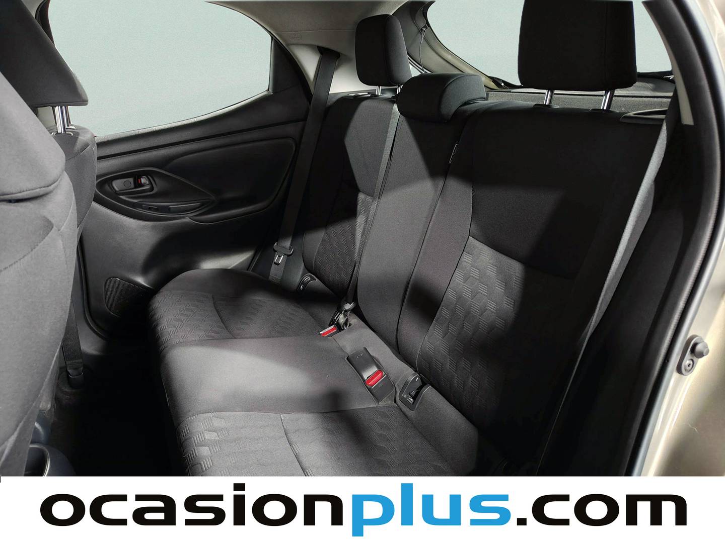 Foto asientos traseros Toyota Yaris Toyota Yaris 1.5 S-Edition (125 CV)
