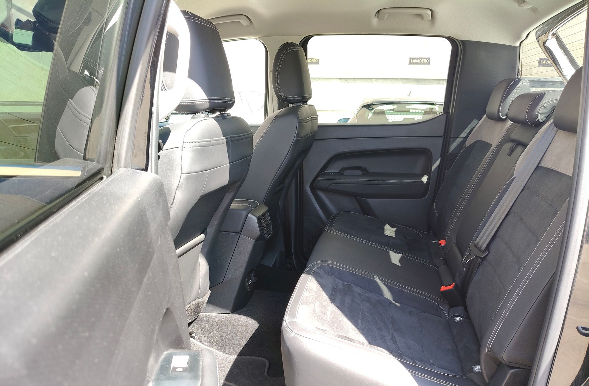 Volkswagen Amarok Style 2.0 TDI Doble Cabina DSG - foto 11