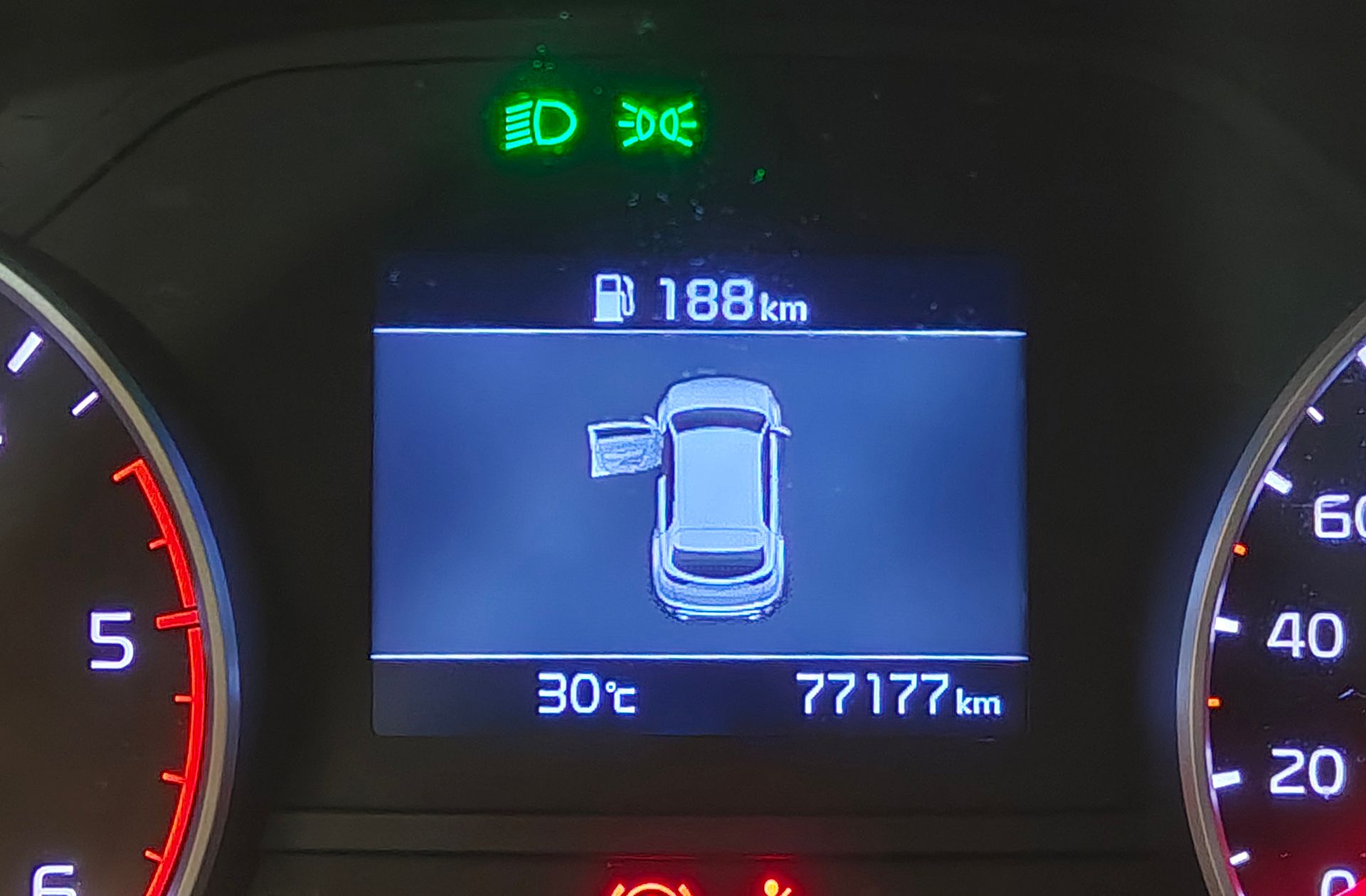 Kia Sportage 1.6 MHEV Concept 4x2 - foto 9