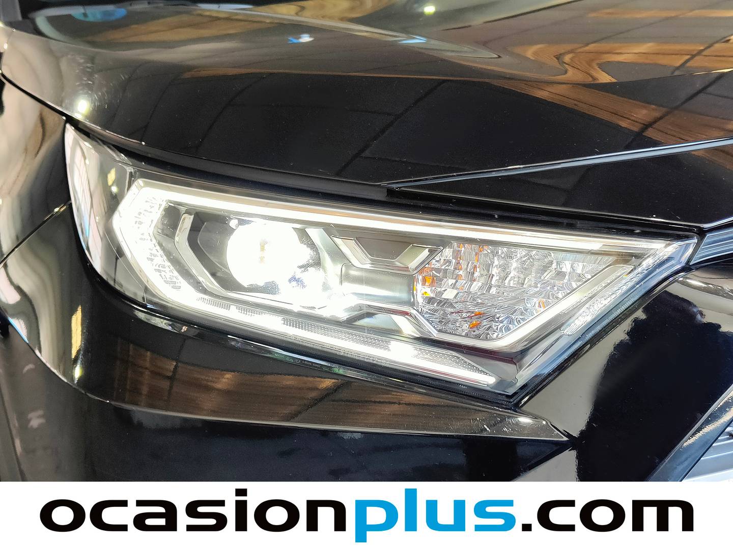 Accesorios del Toyota Rav4 Toyota Rav4 2.5l hybrid Luxury 4WD (222 CV)