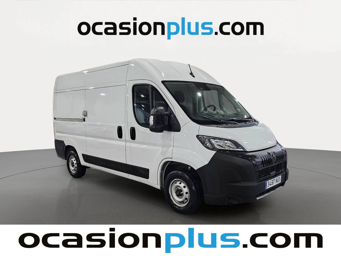 Foto delantera Peugeot Boxer Peugeot Boxer Furgon BlueHDi 140 S&S 335 L2H2 (140 CV) derecha