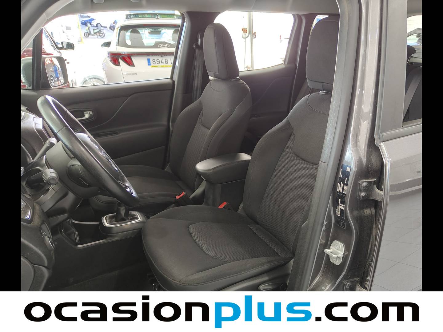 Foto asientos delanteros Jeep Renegade Jeep Renegade 1.0G Night Eagle 4x2 (120 CV)