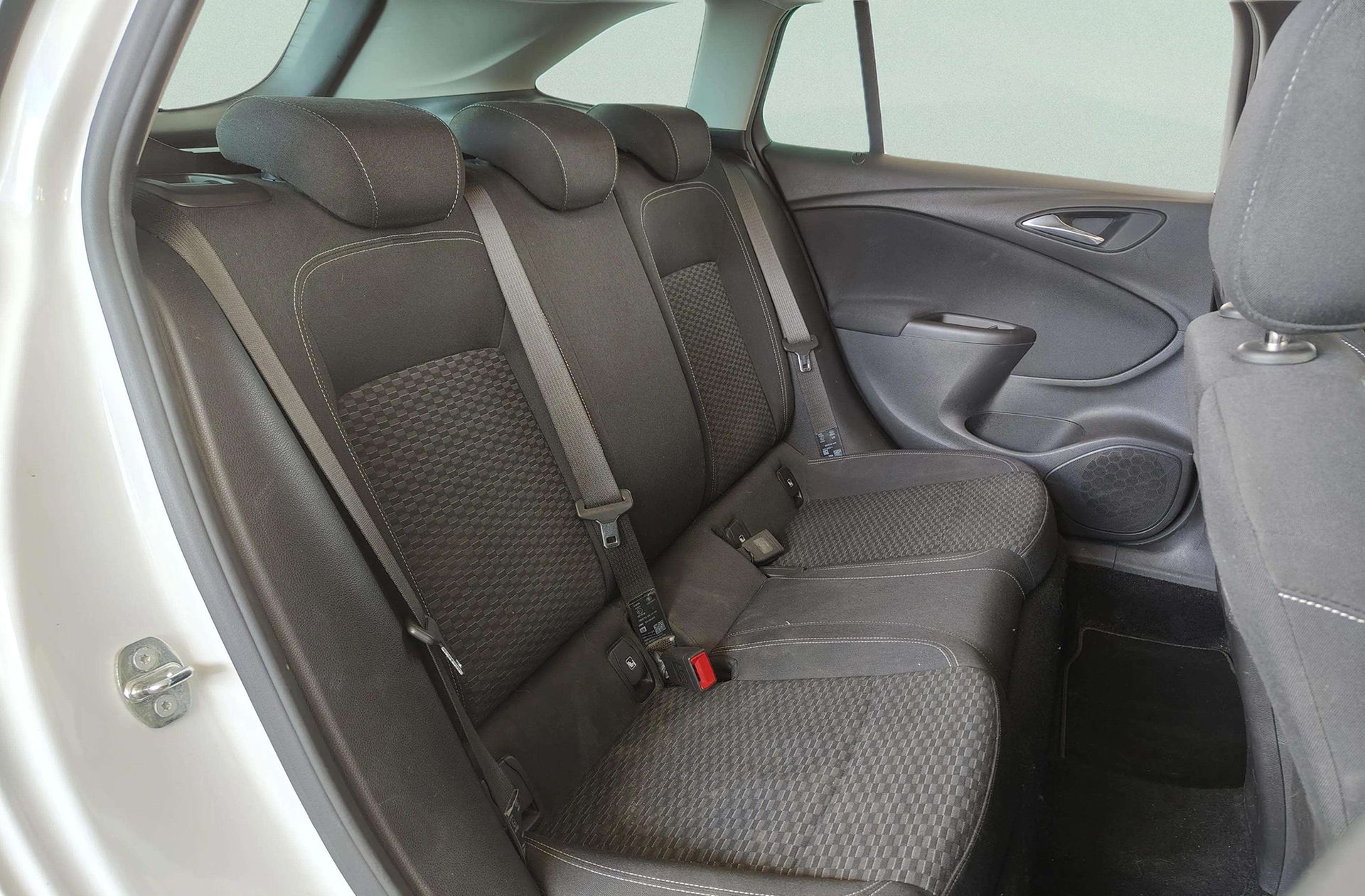 Opel Astra Sports Tourer 1.6 CDTI Dynamic - foto 17