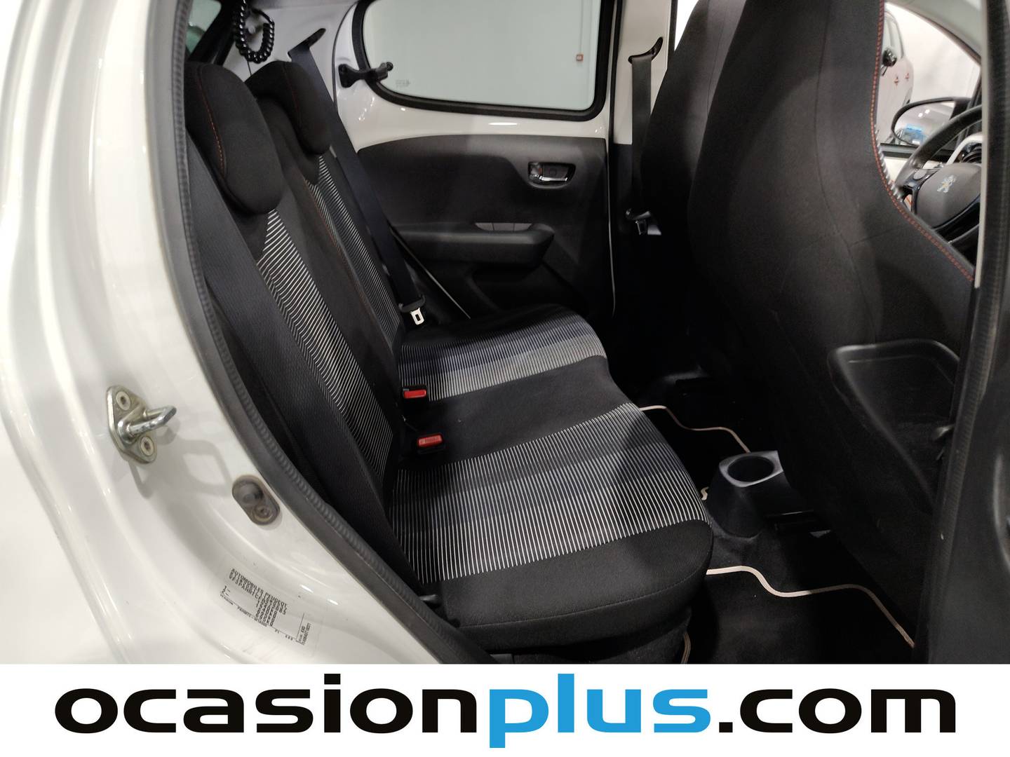 Peugeot 108 Peugeot 108 1.2 PureTech Roland Garros TOP! (82 CV) km 0
