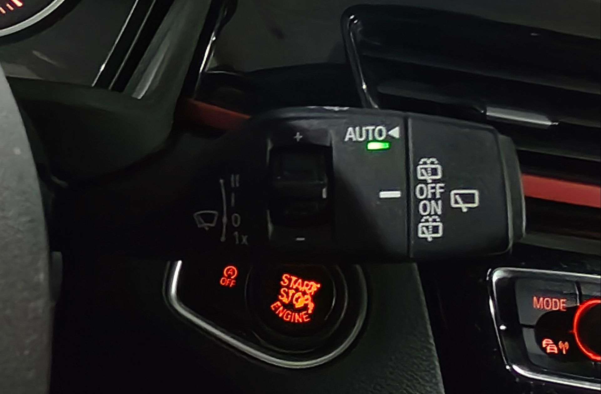 BMW X1 sDrive18i - foto 31