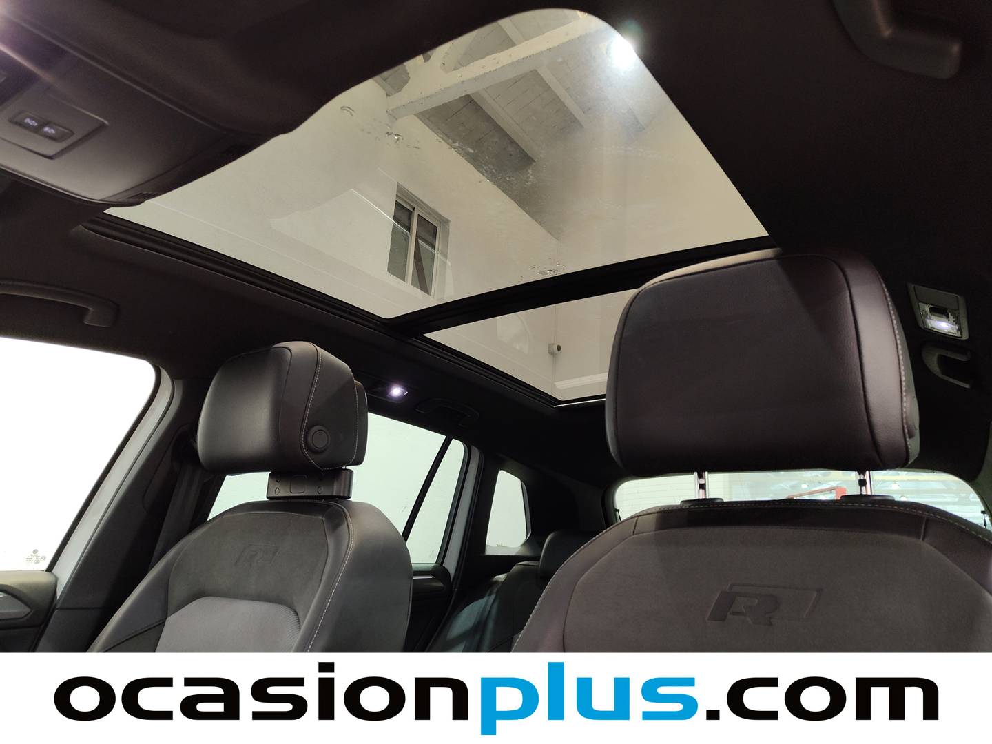 Equipamiento del Volkswagen Tiguan Volkswagen Tiguan Sport 1.4 ACT TSI (150 CV) DSG Paquete R-Line