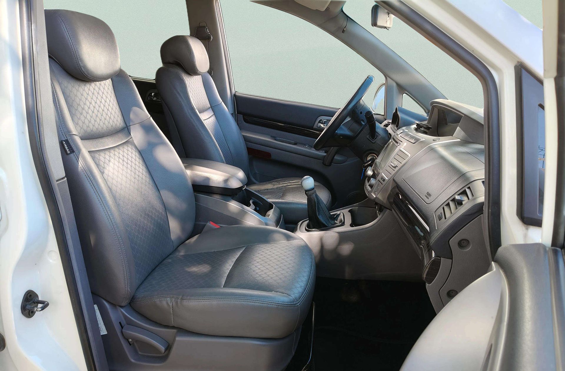 SsangYong Rodius D22T Limited 7 plazas - foto 21