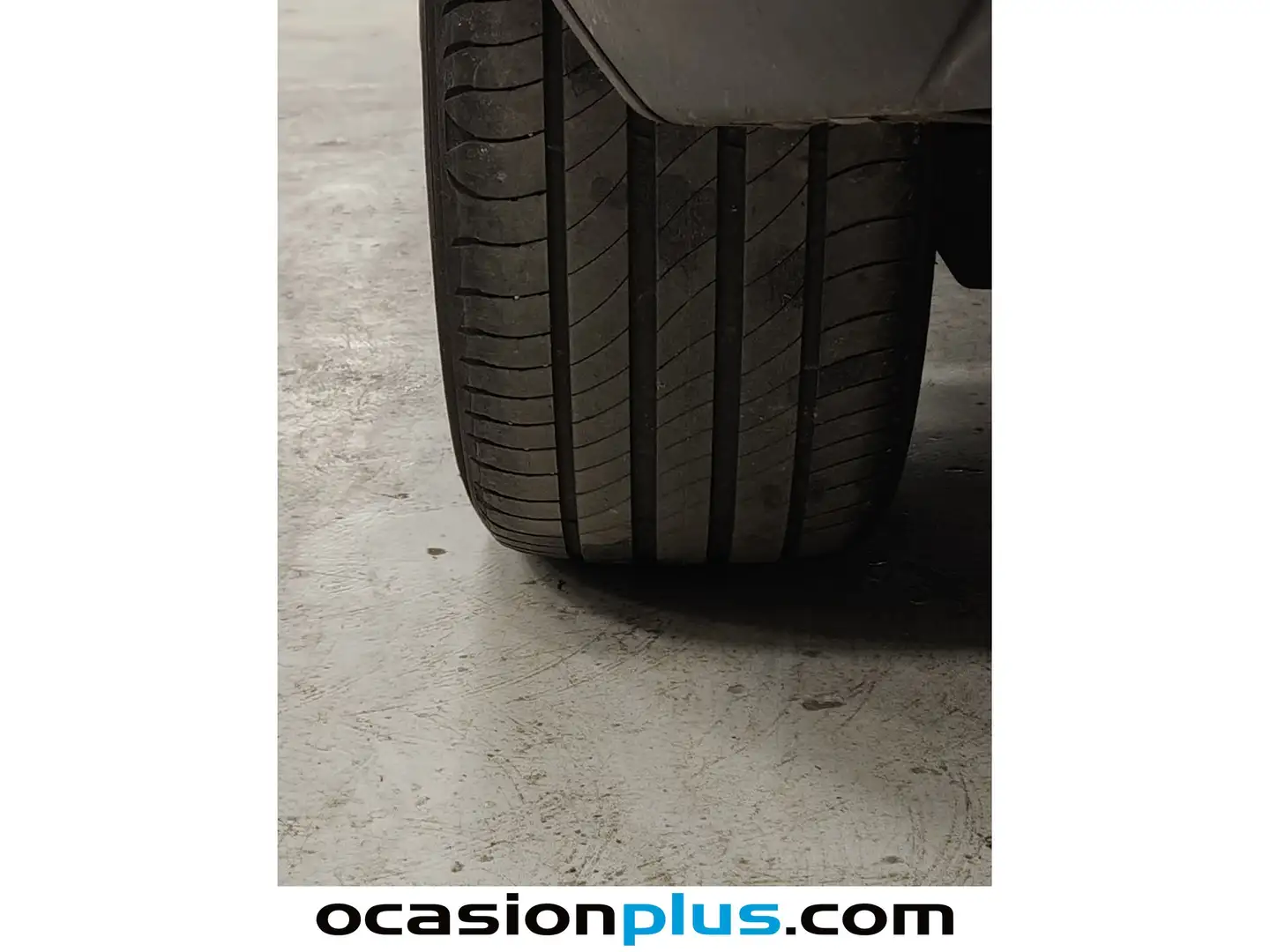 Foto Peugeot 5008 Peugeot 5008 PureTech 130 S&S Allure Pack EAT8 (130 CV) 7 plazas