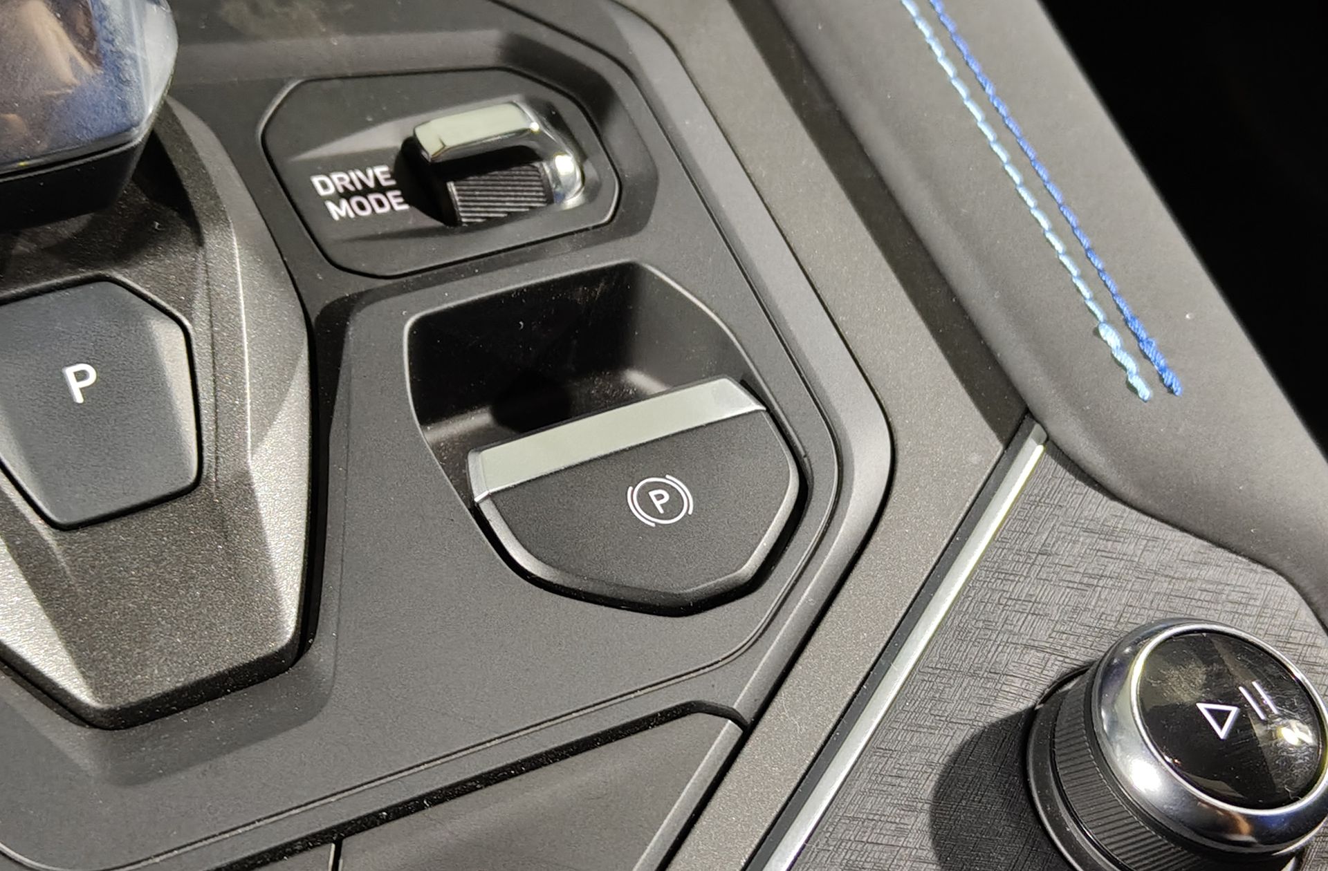 Lynk & Co 01 1.5 PHEV - foto 39