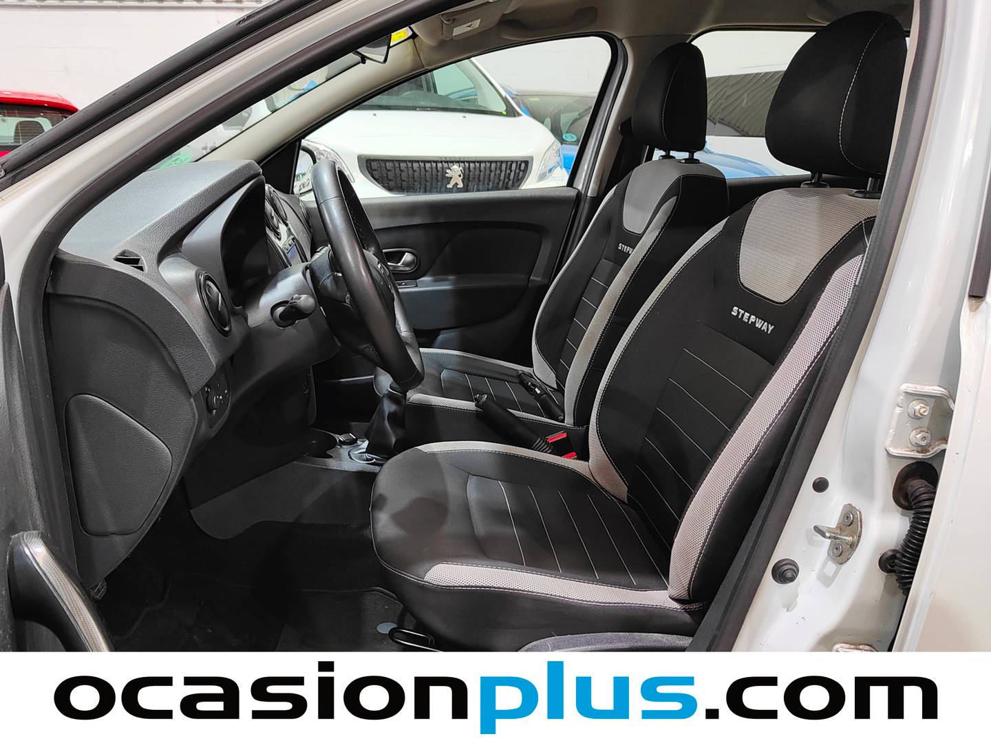 Foto asientos delanteros Dacia Sandero Dacia Sandero Stepway Comfort TCe (90 CV)
