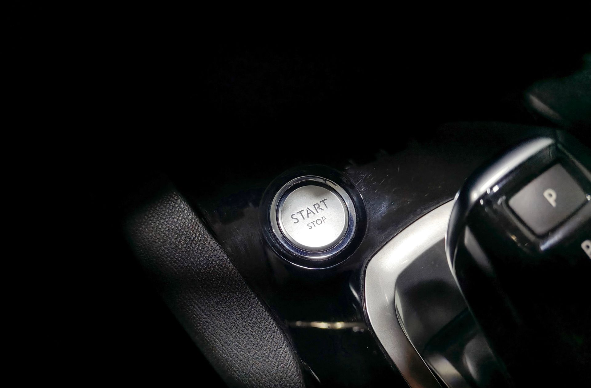 Peugeot 3008 BlueHDi 130 Allure EAT8 - foto 36