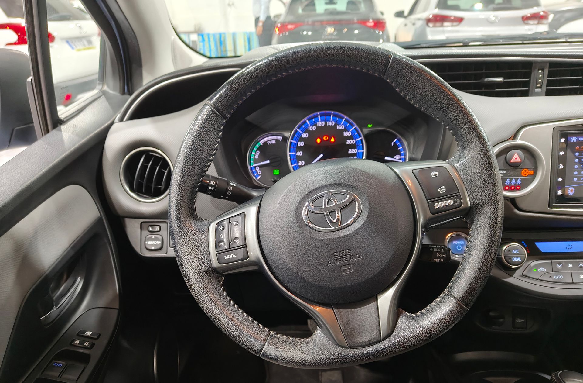 Toyota Yaris 1.5 Hybrid Active - foto 18