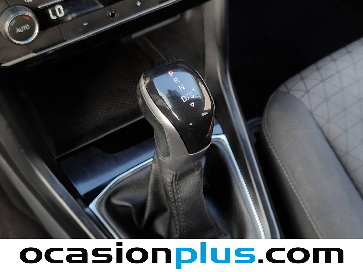 Foto Volkswagen T-Cross Volkswagen T-Cross Advance 1.0 TSI (115 CV) DSG