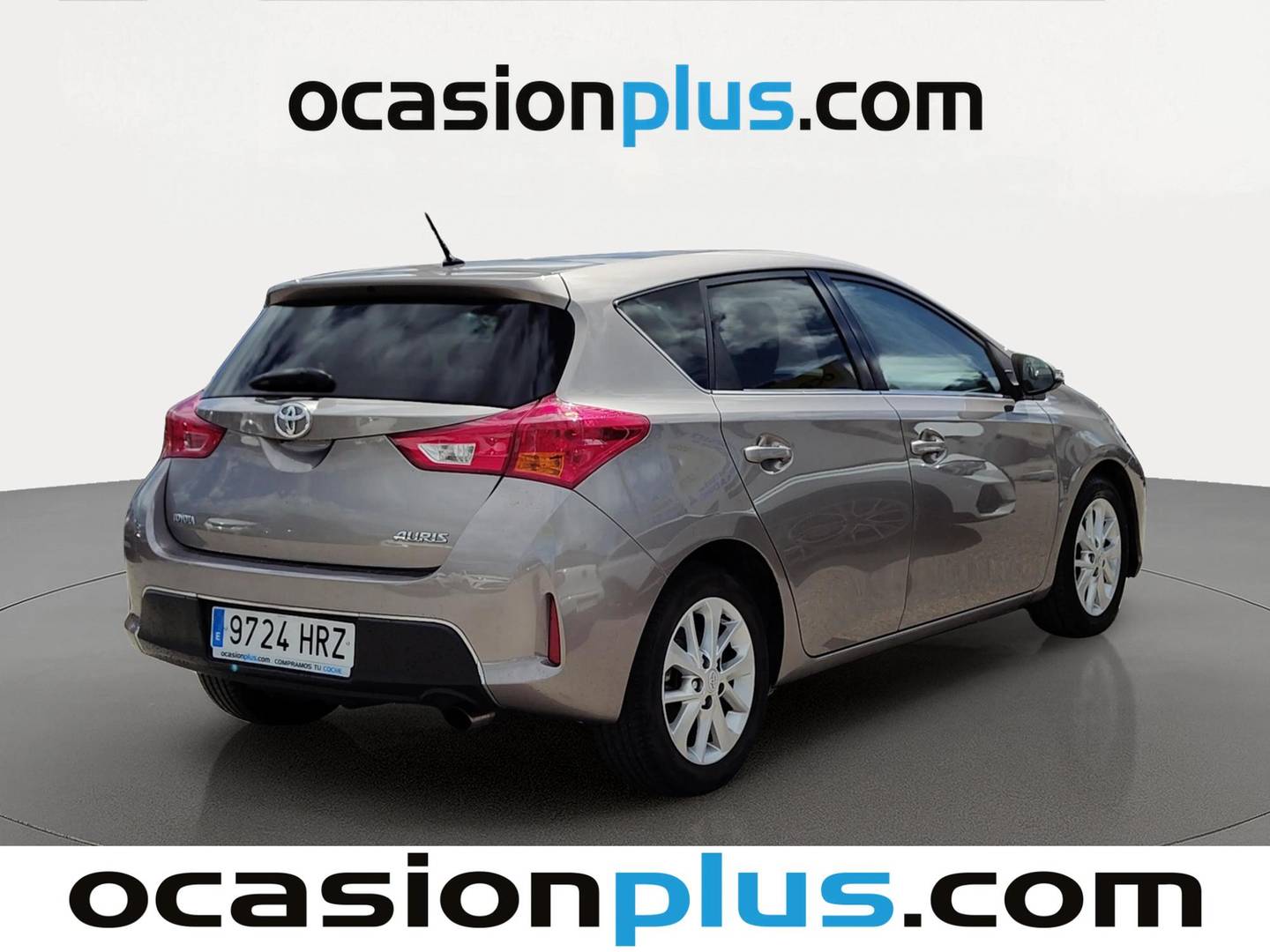 Foto trasera Toyota Auris Toyota Auris 120D Active (124 CV) derecha