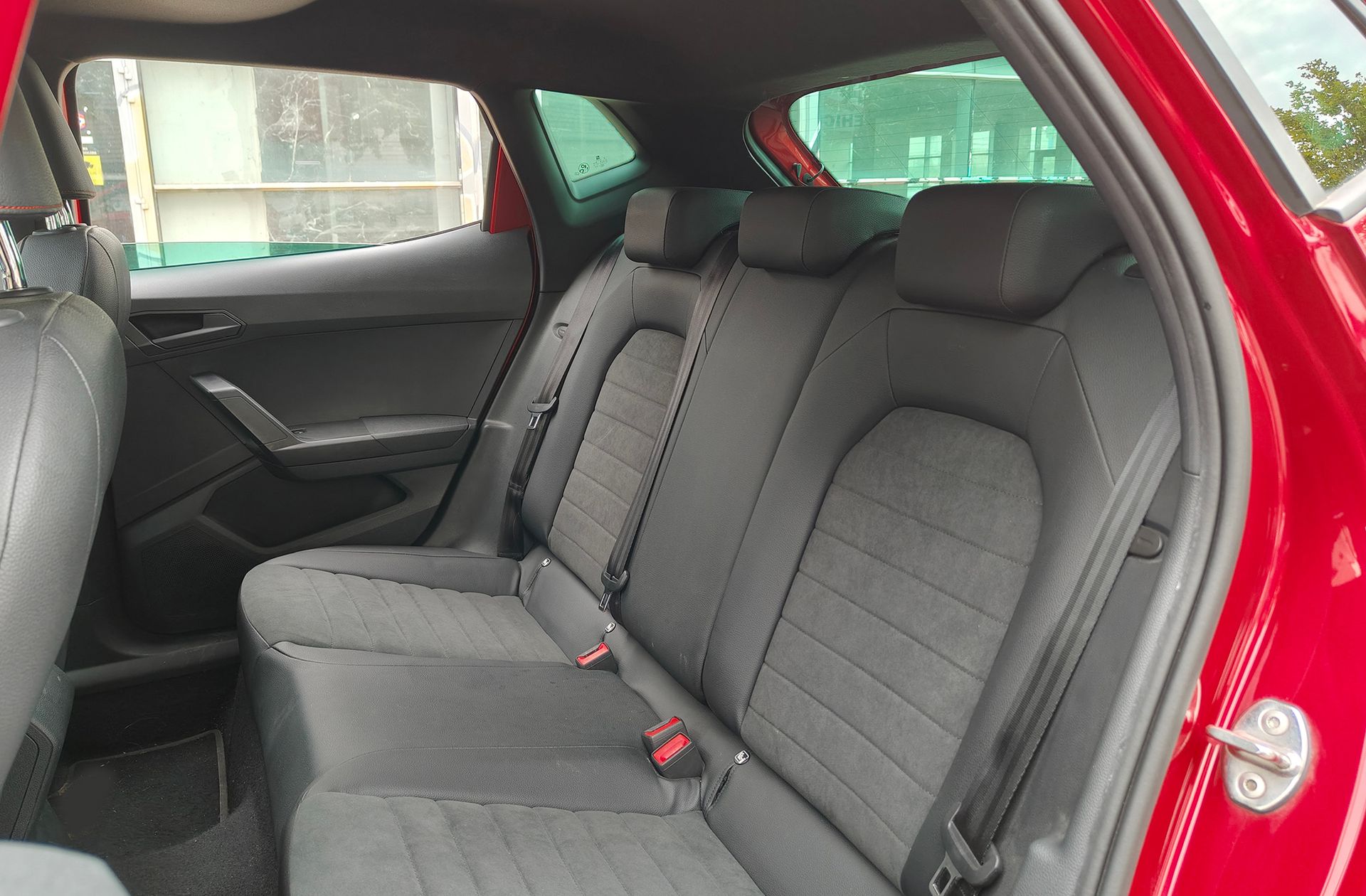 SEAT Ibiza 1.5 TSI FR Plus DSG - foto 14