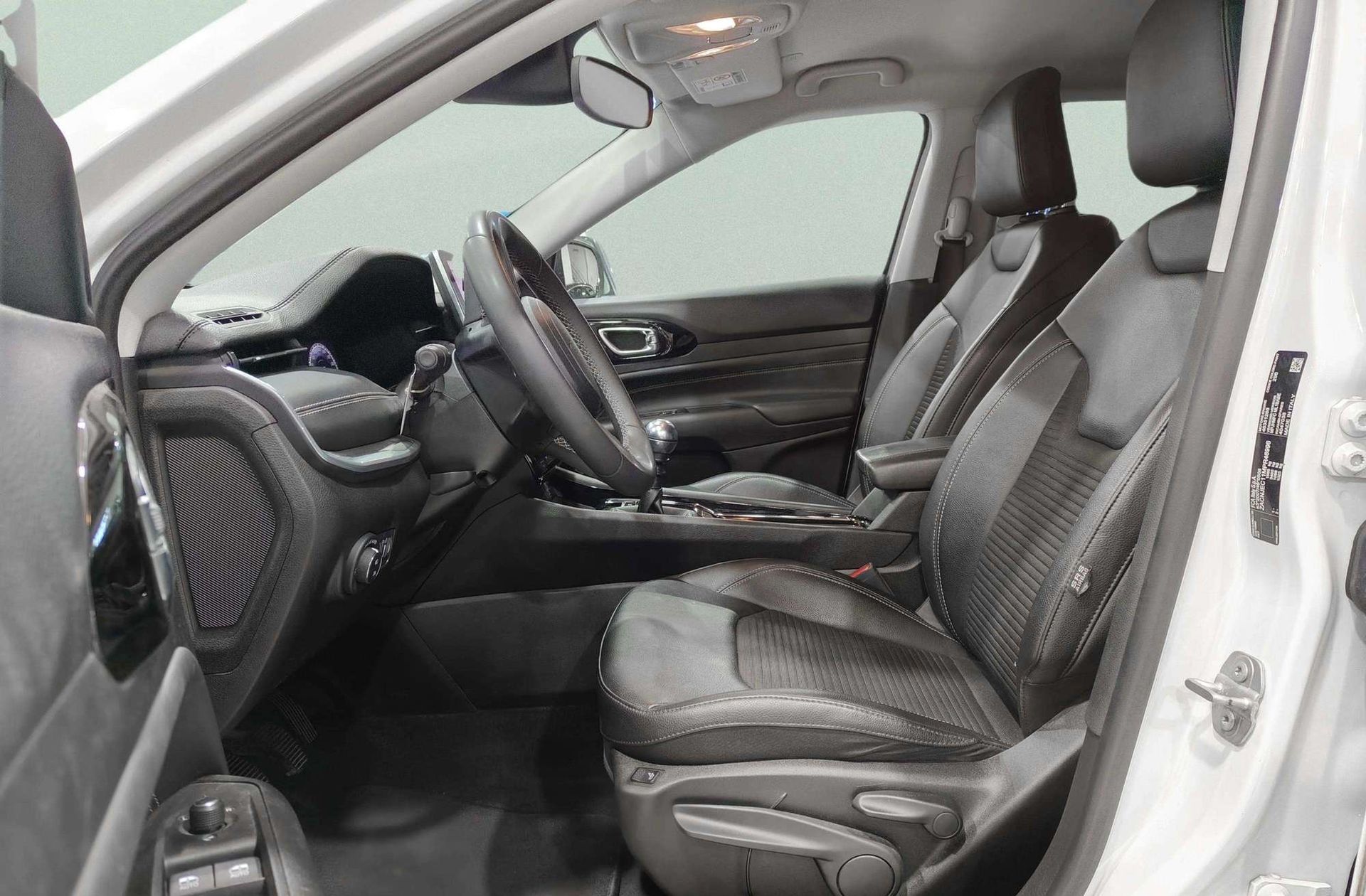 Jeep Compass 1.3 Gse Limited 4x2 FWD - foto 13