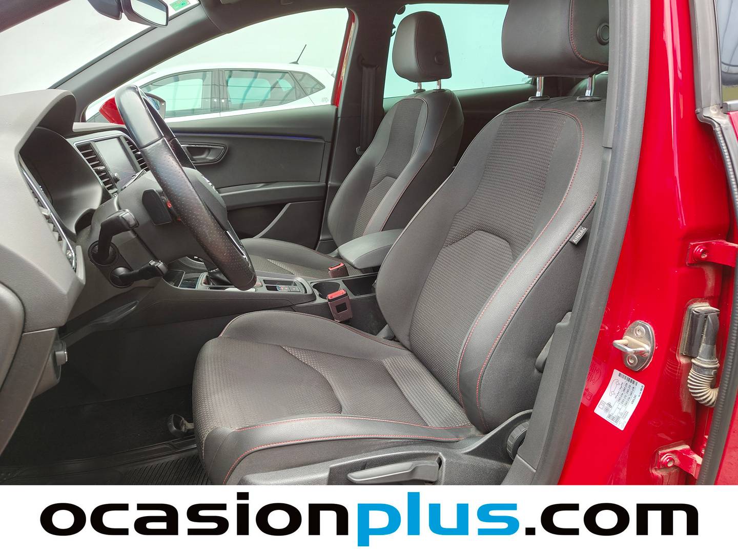 Foto asientos delanteros Seat León Seat León ST 1.5 EcoTSI S&S FR Edition Plus DSG (150 CV)