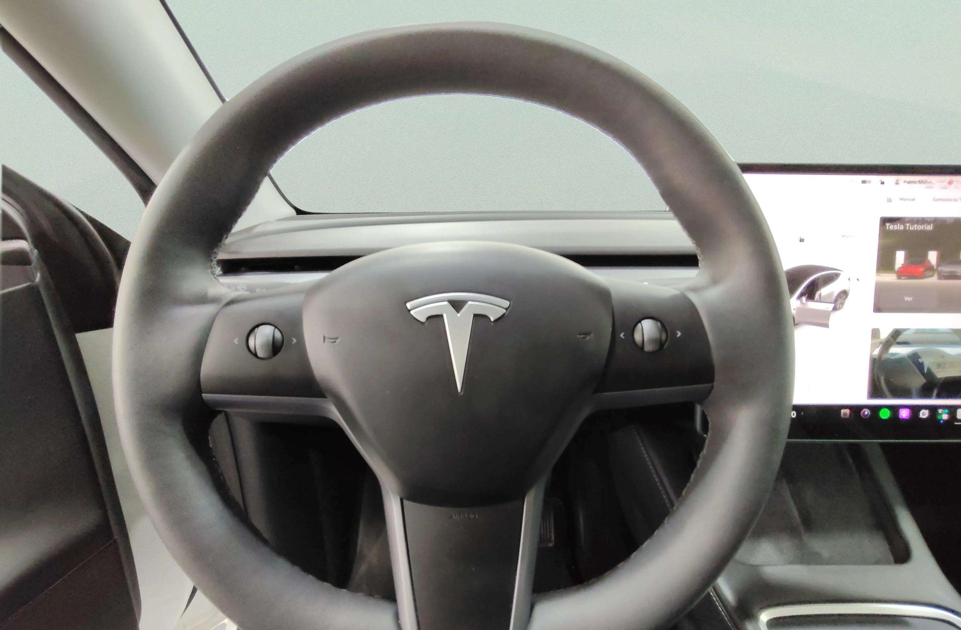 Tesla Model Y Gran Autonomía 4WD - foto 27
