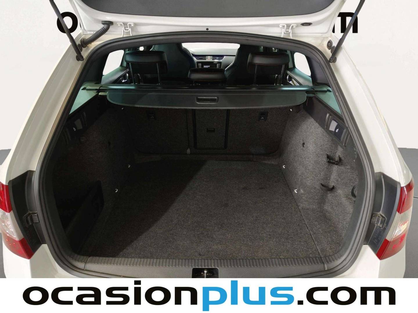 Foto asientos delanteros Skoda Octavia Skoda Octavia Combi 2.0 TDI RS (184 CV)