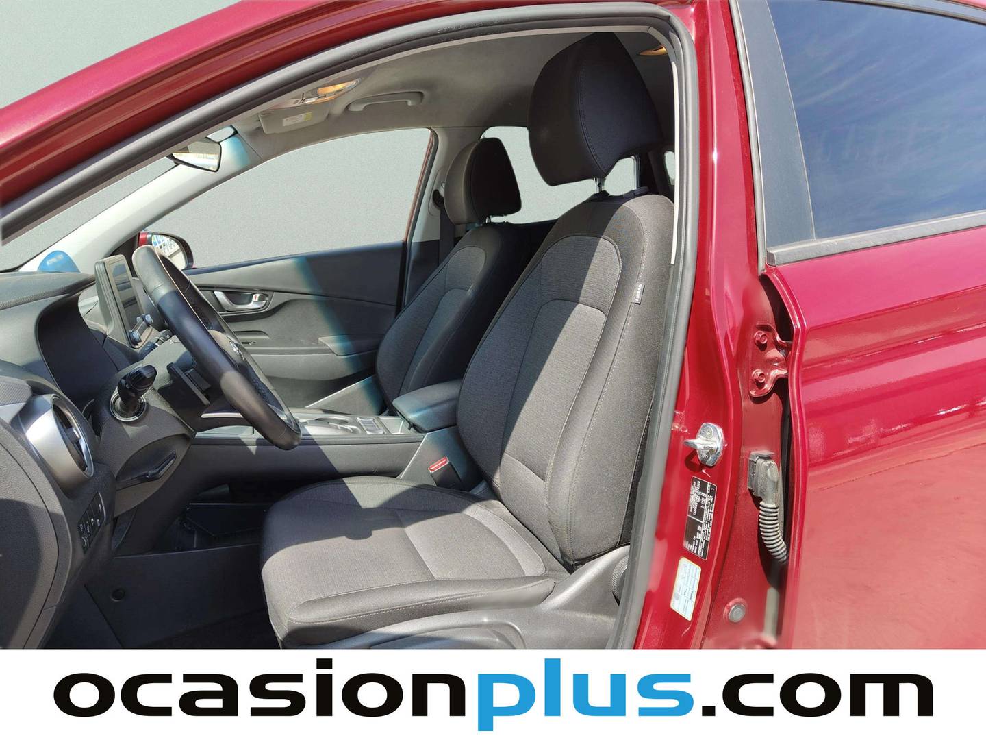 Foto asientos delanteros Hyundai Kona Hyundai Kona EV Maxx (136 CV)