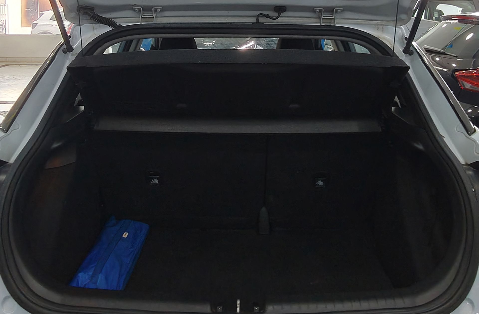 Hyundai i20 1.2 MPI Essence - foto 14