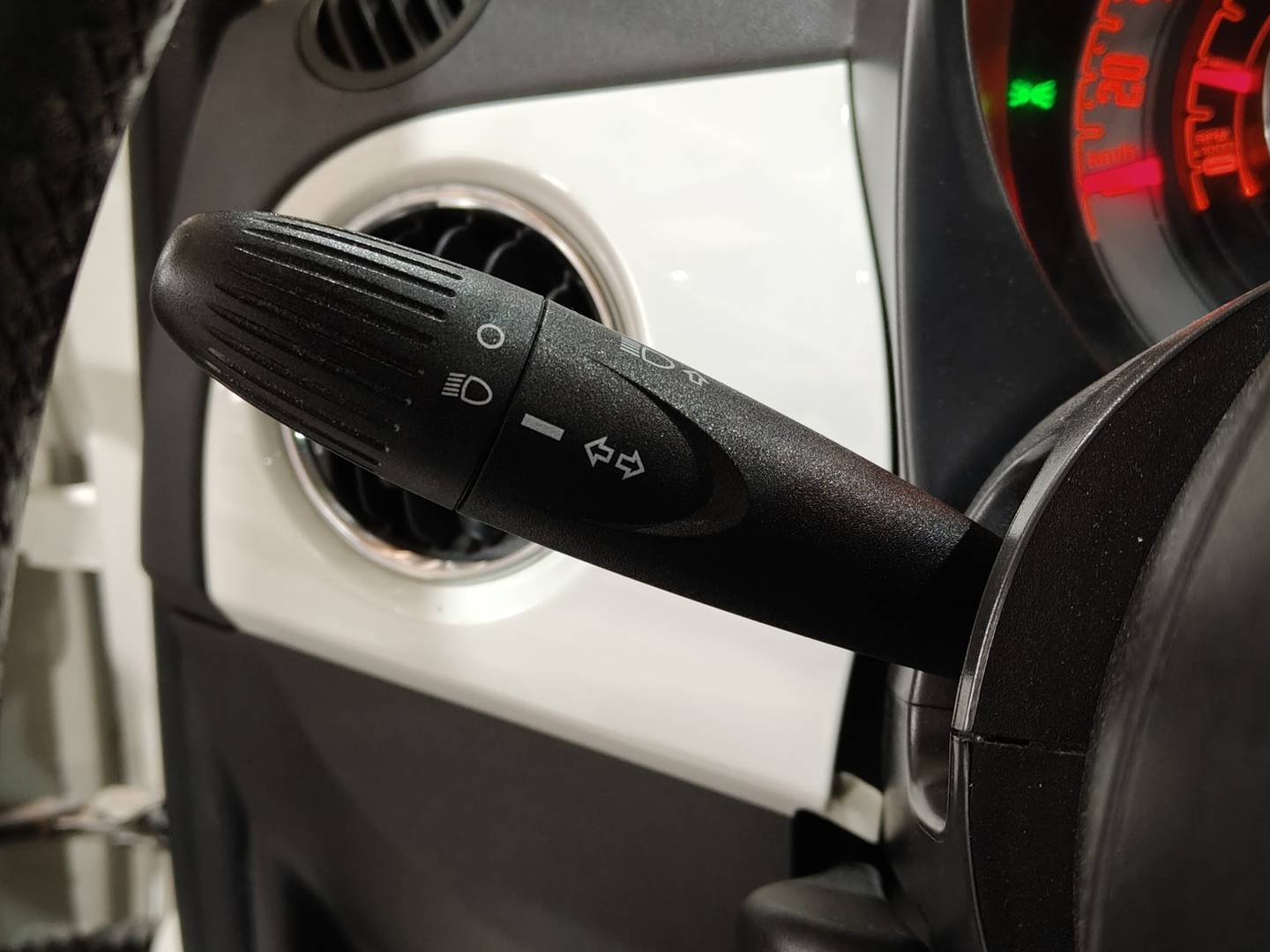 Foto Fiat 500 Fiat 500 1.2 8v Lounge (69 CV)