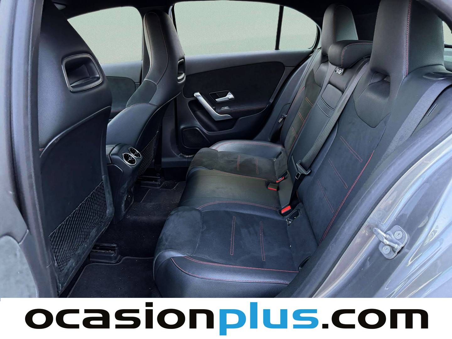 Foto asientos traseros Mercedes Clase A Mercedes-Benz Clase A 180 (136 CV) Pack AMG