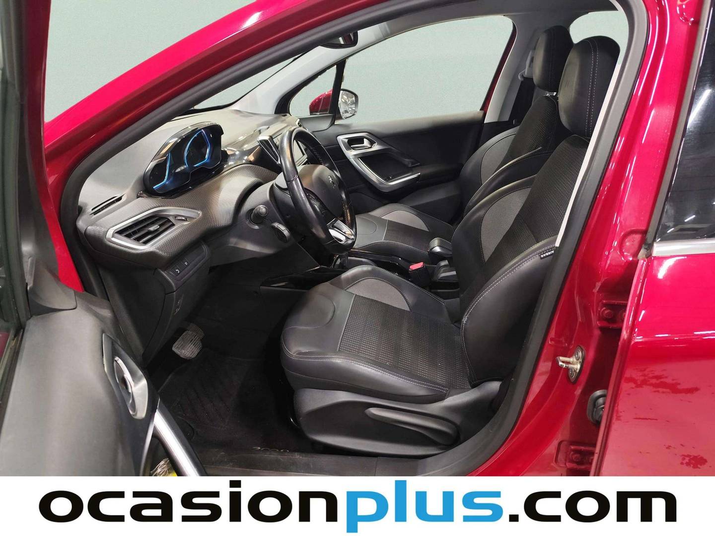 Foto asientos delanteros Peugeot 2008 Peugeot 2008 PureTech 110 S&S Allure EAT6 (110 CV)