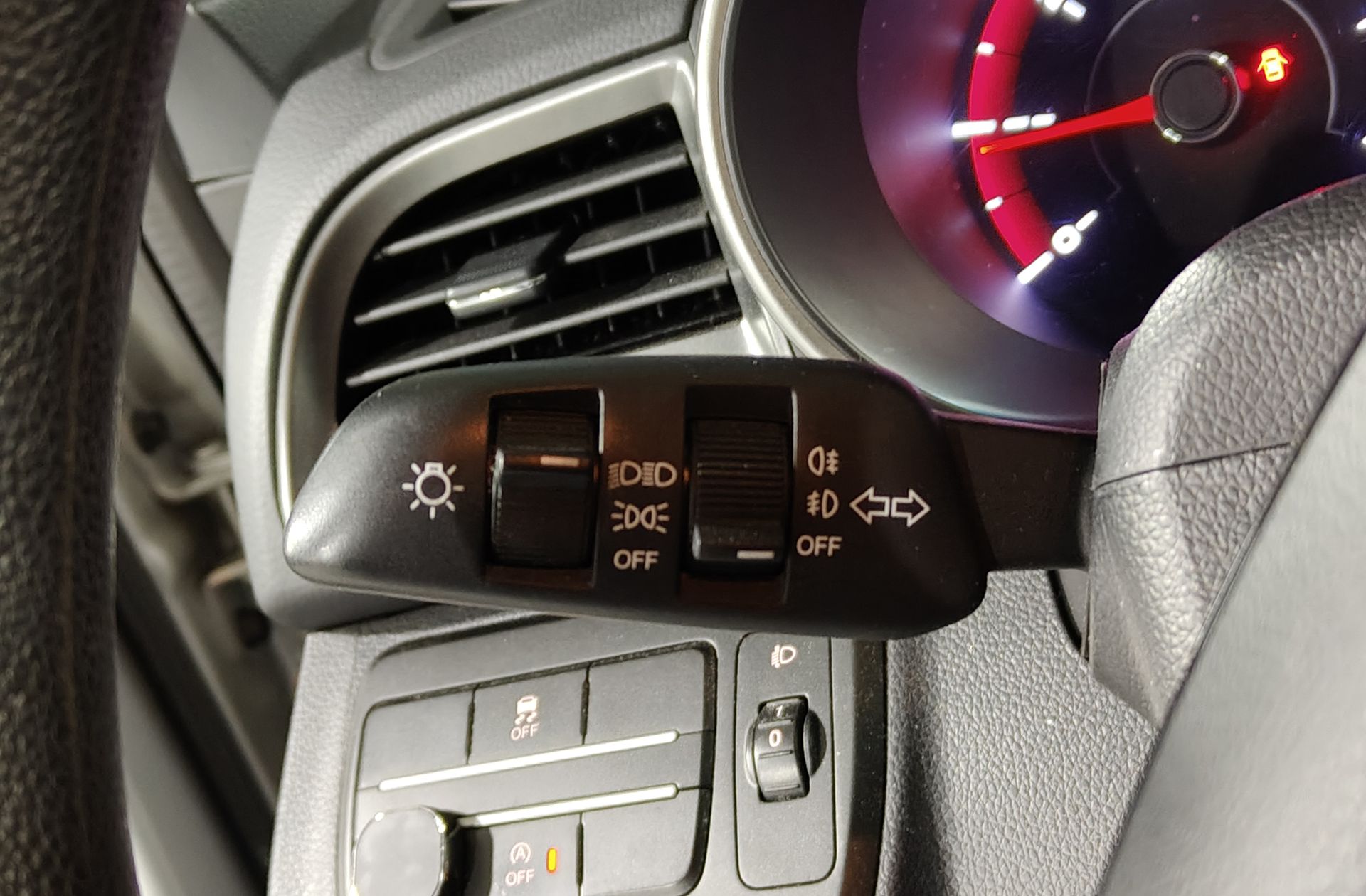 SsangYong XLV D16T Limited - foto 19