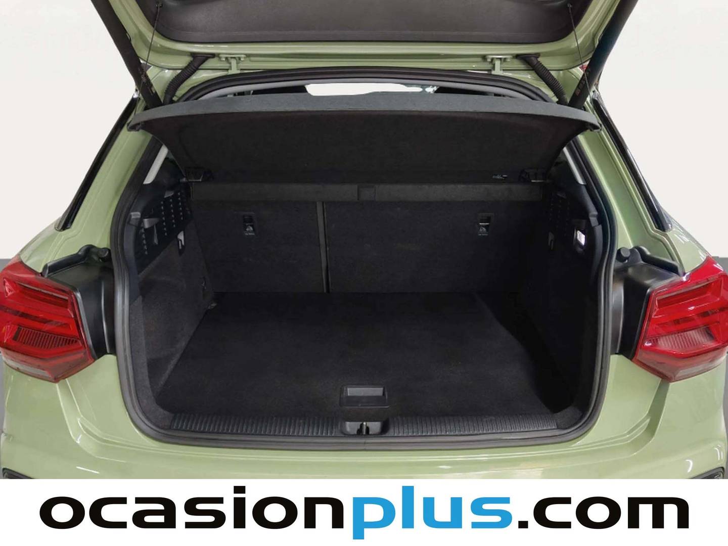 Fotos maletero Audi Q2 Audi Q2 Black Line 35 TDI (150 CV) S tronic