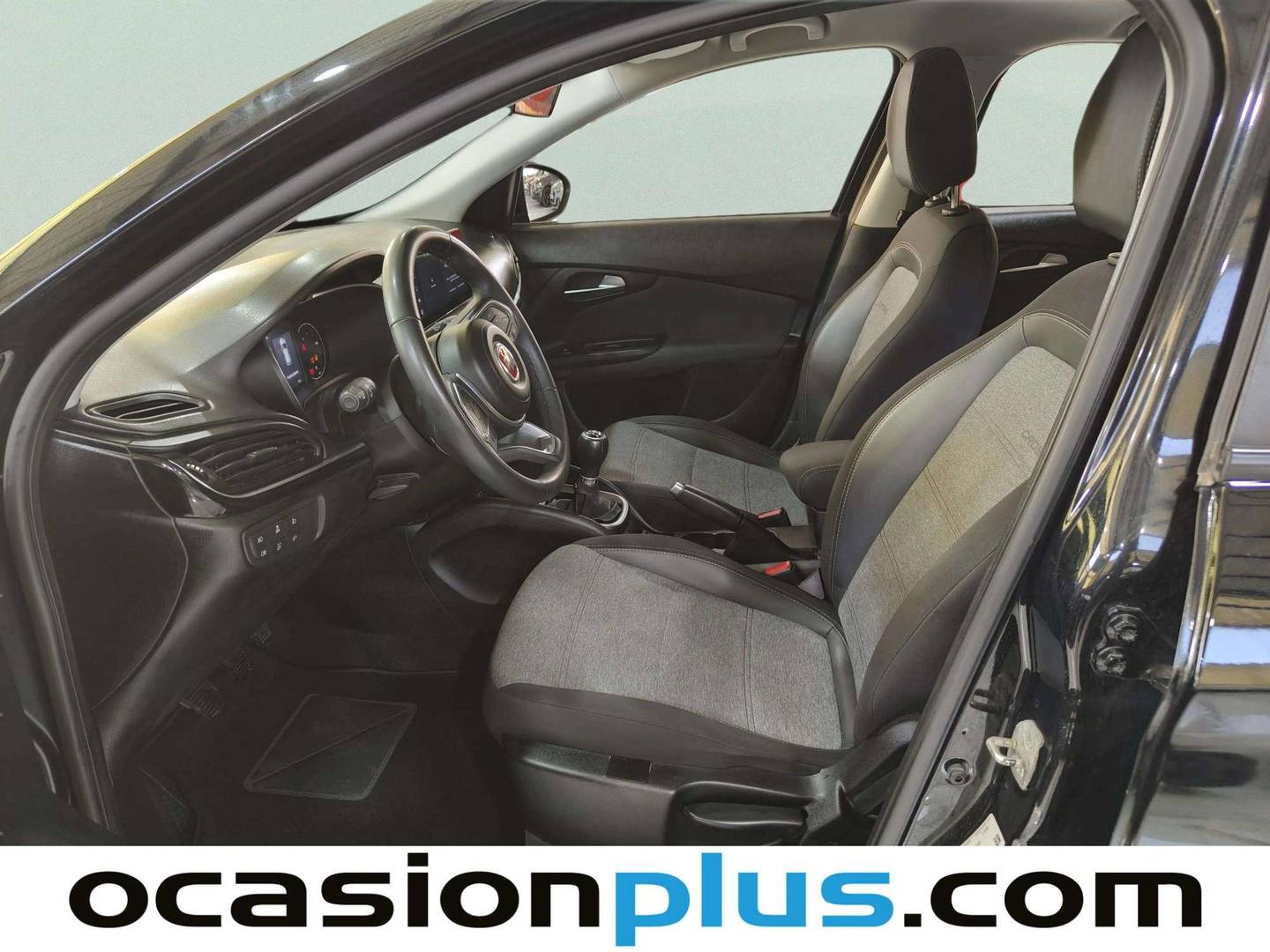 Foto asientos delanteros Fiat Tipo Fiat Tipo 1.0 Cross (100 CV)