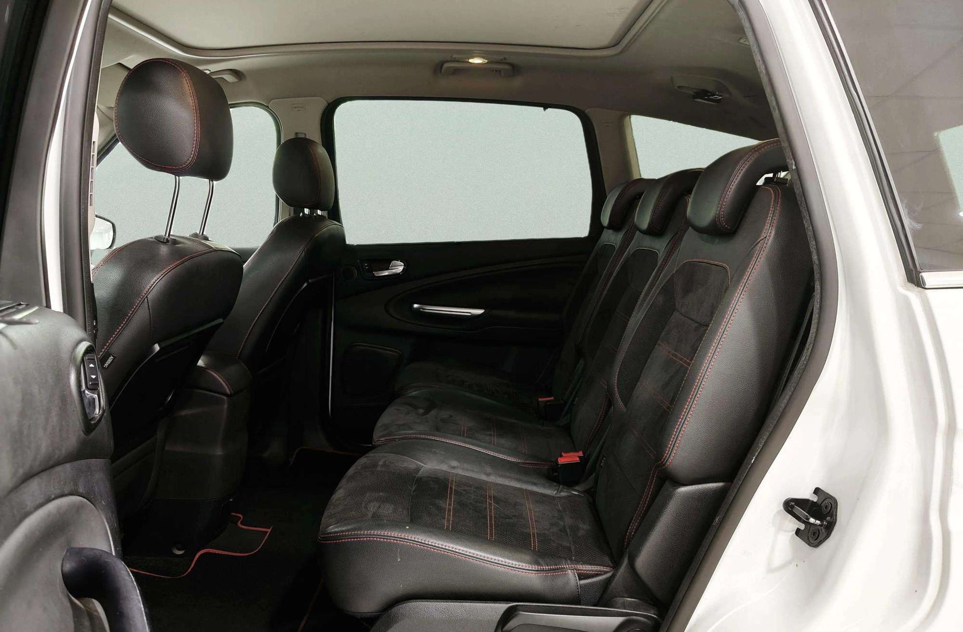 Ford S-Max 2.0 TDCi Titanium S Powershift - foto 11